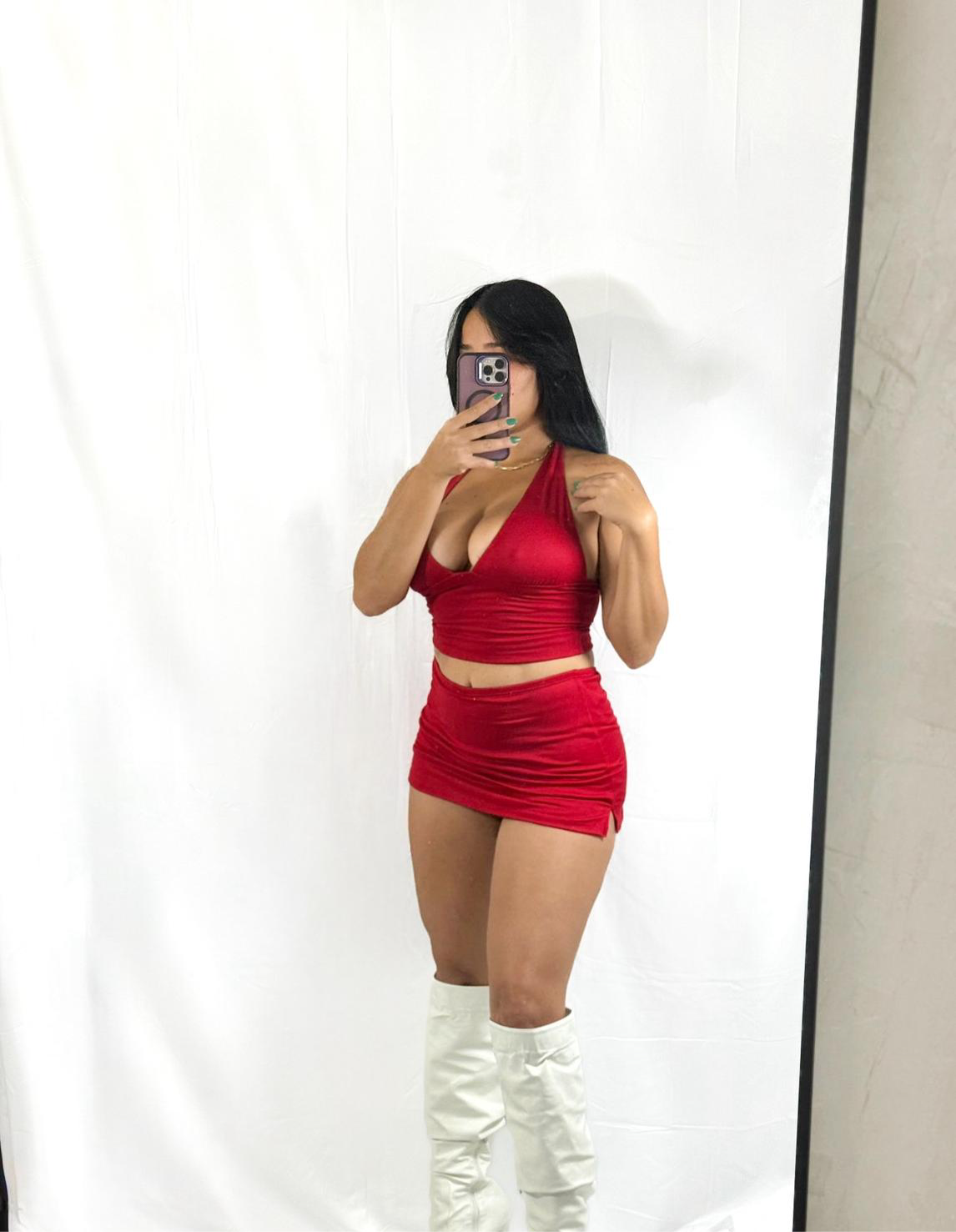 Red Halter Top y Skort Set