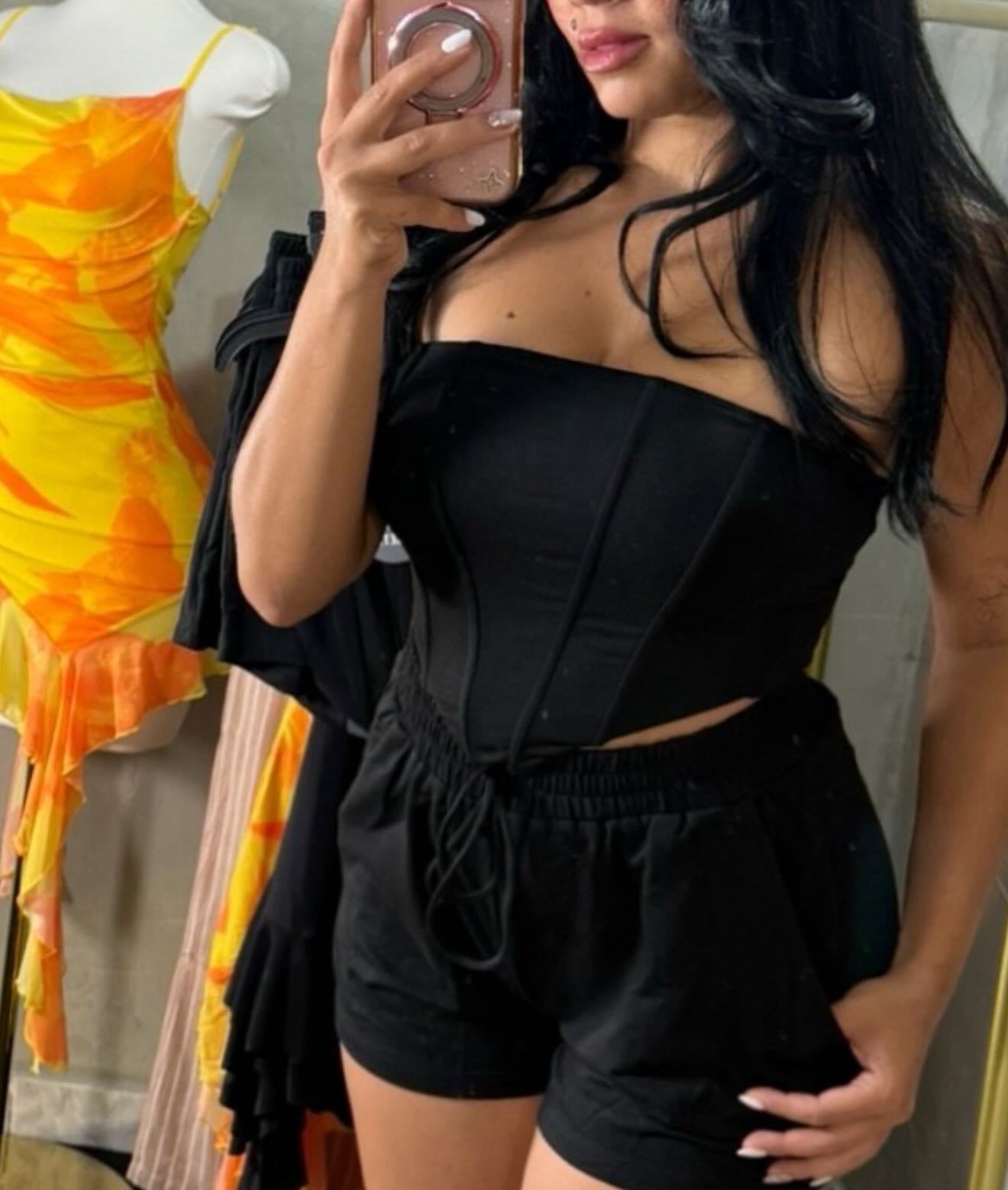 Simple Black