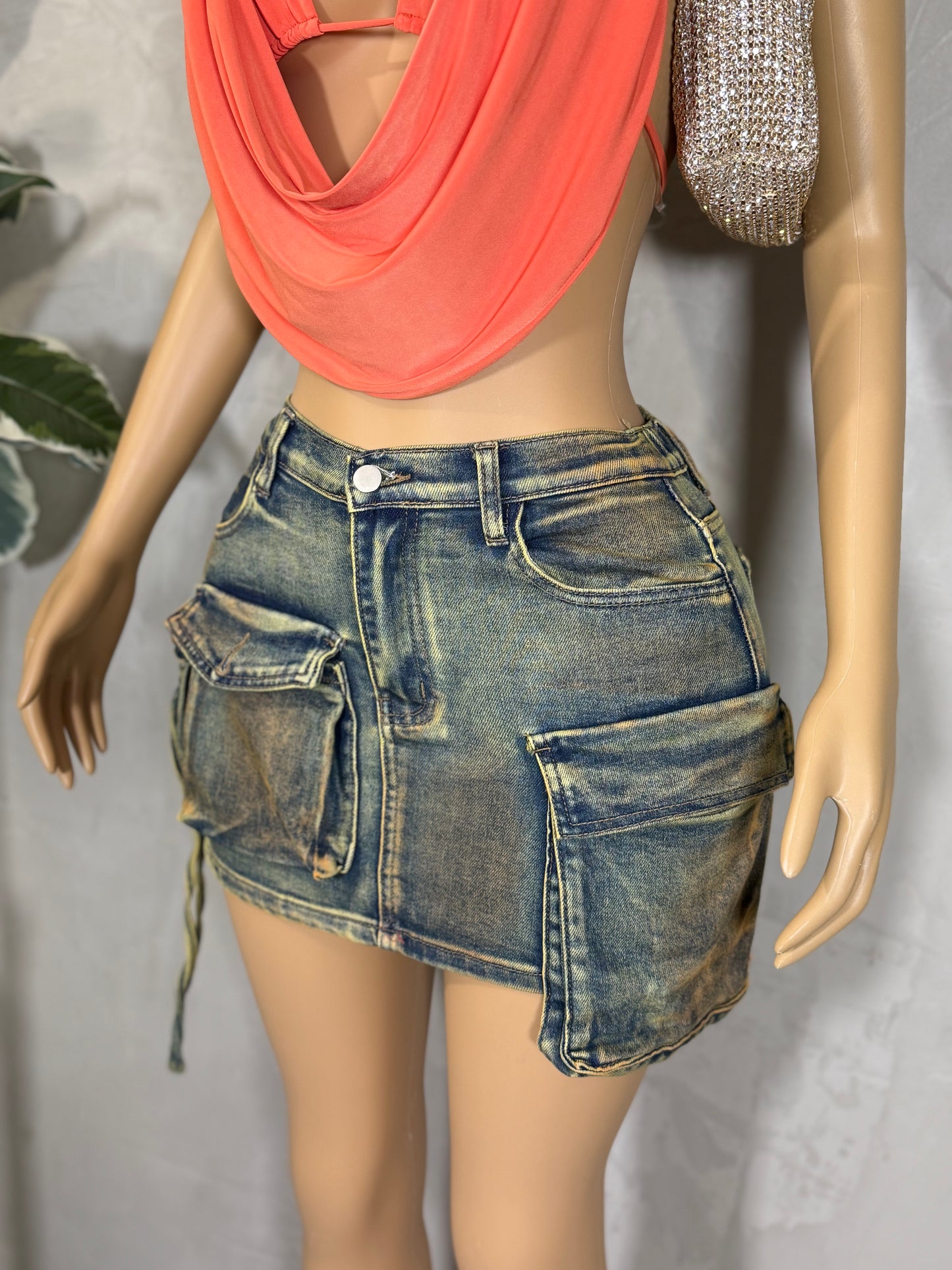 Falda estrech cargo